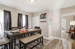 37 Holman St, Attleboro, MA 02703 - Photo 10