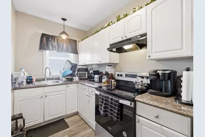 37 Holman Street, Attleboro, MA 02703 - Photo 12