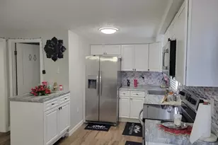 35 Genessee St, Worcester, MA 01603 - Photo 10