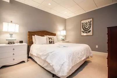 1253 Beacon St #4BB, Brookline, MA 02446 - Photo 8