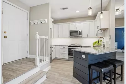 55 Bradford Commons Ln #55, Braintree, MA 02184 - Photo 4