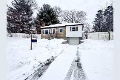 16 Christy Ln, Randolph, MA 02368 - Photo 2