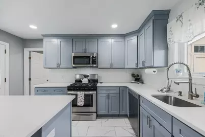 9 Granite St, Milford, MA 01757 - Photo 14