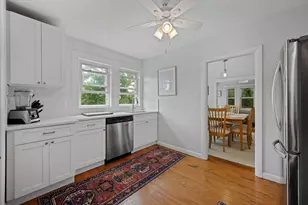53 Warren St, Arlington, MA 02474 - Photo 8