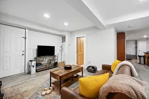 12 Foster, Boston, MA 02109 - Photo 6