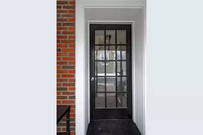 1 Boardman Street #6, Salem, MA 01970 - Photo 4