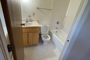 400 Massachusetts Ave, Boston, MA 02115 - Photo 20