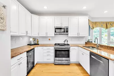 9 Marissa Cir, Worcester, MA 01603 - Photo 12