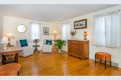 10 Marion Rd, Weymouth, MA 02191 - Photo 4