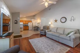 27 Rosewood Ln, Southwick, MA 01077 - Photo 14