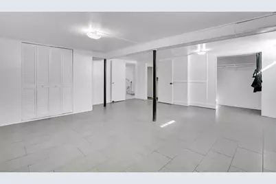 9 Utica St, Springfield, MA 01104 - Photo 28