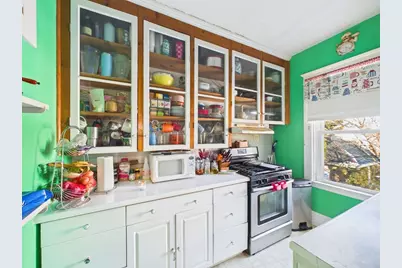 311-313 Hawthorn St, New Bedford, MA 02740 - Photo 6