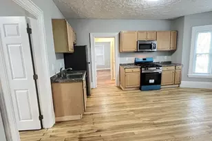 31 Ridgeway St, Lynn, MA 01902 - Photo 2