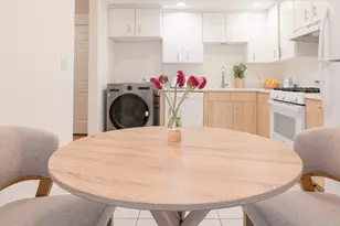 5 Davis Ave, Brookline, MA 02445 - Photo 4