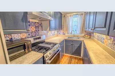 174 Slocum Rd, Dartmouth, MA 02747 - Photo 2