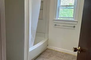 32 Main St, Spencer, MA 01562 - Photo 10