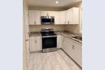 407 Cambridge St #21, Worcester, MA 01610 - Photo 2