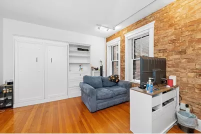 1407 Beacon St #8, Brookline, MA 02446 - Photo 8