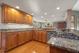 15 Locke Rd, Chelmsford, MA 01824 - Photo 8