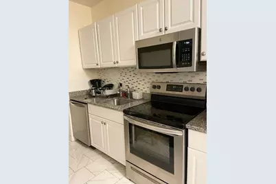 21 Beacon Street #3E, Boston, MA 02108 - Photo 2