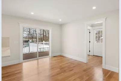 155 Quincy Ave, Marshfield, MA 02050 - Photo 6