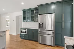 155 Quincy Ave, Marshfield, MA 02050 - Photo 4