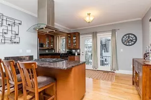 51 Eliot St, Watertown, MA 02472 - Photo 4