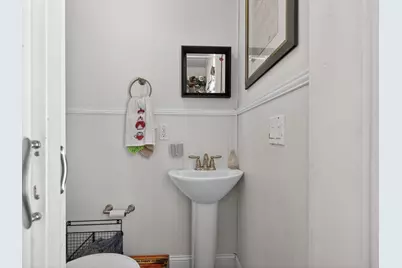 320 Washington St, Winchester, MA 01890 - Photo 12