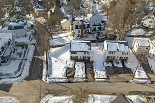 106 Methuen St, Lowell, MA 01850 - Photo 36