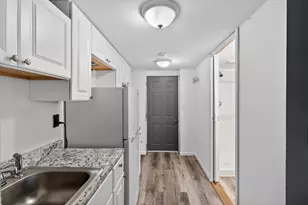 106 Methuen St, Lowell, MA 01850 - Photo 30