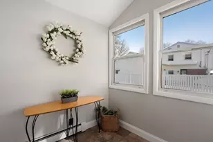 6 Nathaniel St, Worcester, MA 01604 - Photo 8