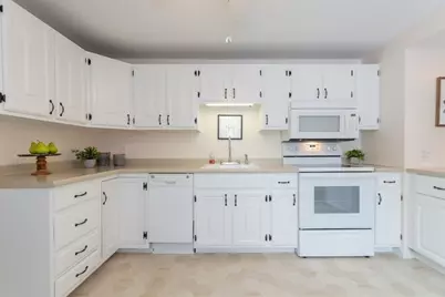 5 Porter Ave, Burlington, MA 01803 - Photo 14