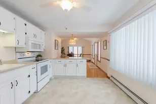 5 Porter Ave, Burlington, MA 01803 - Photo 16