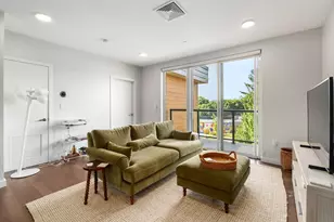 68 Los Angeles, Newton, MA 02458 - Photo 12