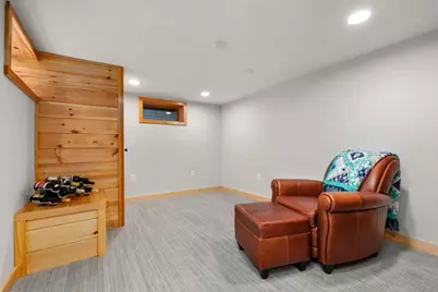 187 Laurel St, Melrose, MA 02176 - Photo 22