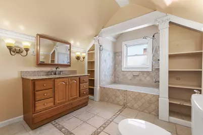 8 Waitt Ave, Lynn, MA 01902 - Photo 14