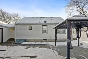 8 Waitt Ave, Lynn, MA 01902 - Photo 18