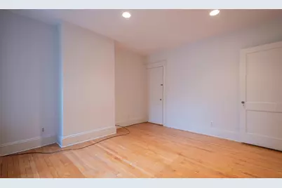 2 Newport Rd #5, Cambridge, MA 02140 - Photo 14