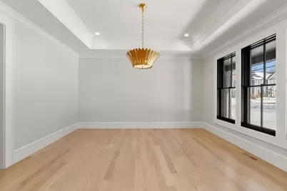 577 Grove St, Newton, MA 02462 - Photo 8