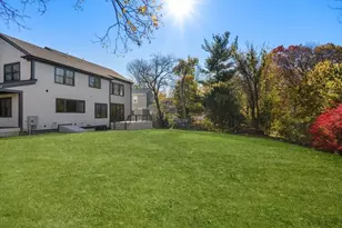 577 Grove St, Newton, MA 02462 - Photo 26