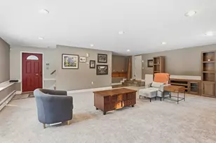 28 Hume Rd, Bedford, MA 01730 - Photo 32