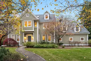 5 Griffin Cir, Wayland, MA 01778 - Photo 2