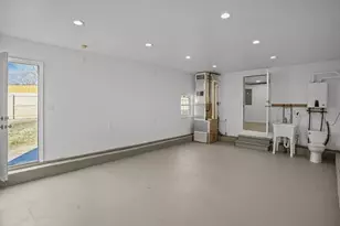 33-35 Holden St, Coventry, RI 02816 - Photo 22