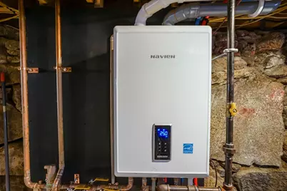 33-35 Holden St, Coventry, RI 02816 - Photo 10