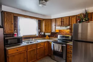 172 Perry Ave, Worcester, MA 01610 - Photo 4