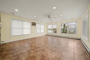 276 Oak St, Brockton, MA 02301 - Photo 12