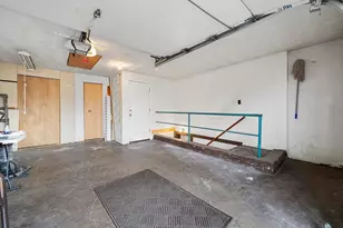 276 Oak St, Brockton, MA 02301 - Photo 24
