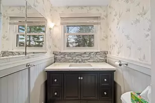 276 Oak St, Brockton, MA 02301 - Photo 16