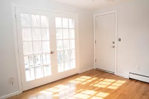 174 Tyngsboro Rd, Chelmsford, MA 01863 - Photo 10