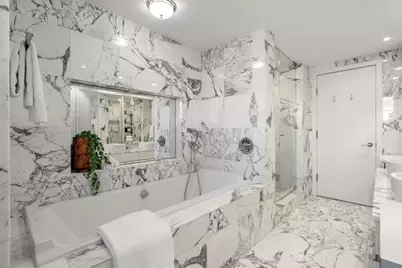 7 Warren Ave #19, Boston, MA 02116 - Photo 18